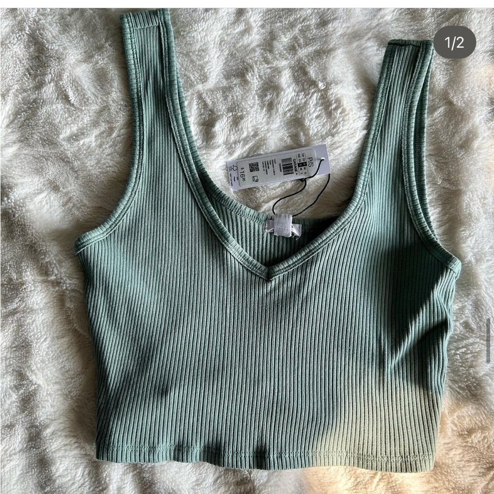 Cropped sage green tank